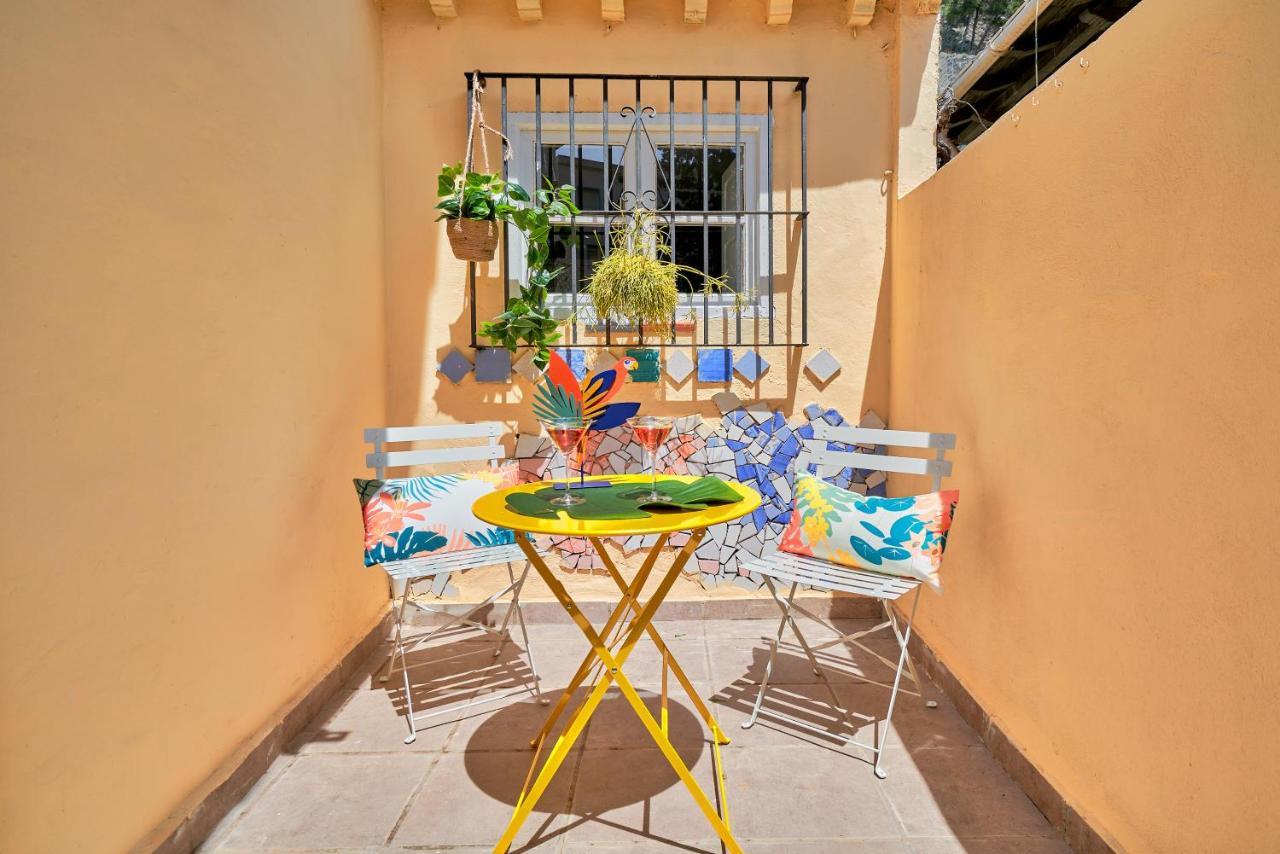 Villa Rosita Suites En Playa De La Malagueta Con Terraza Málaga Extérieur photo