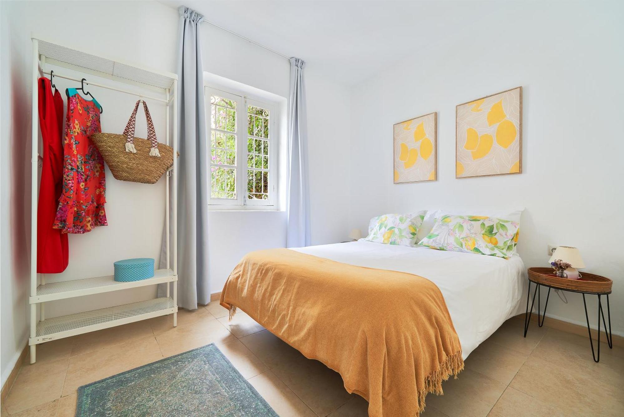 Villa Rosita Suites En Playa De La Malagueta Con Terraza Málaga Extérieur photo