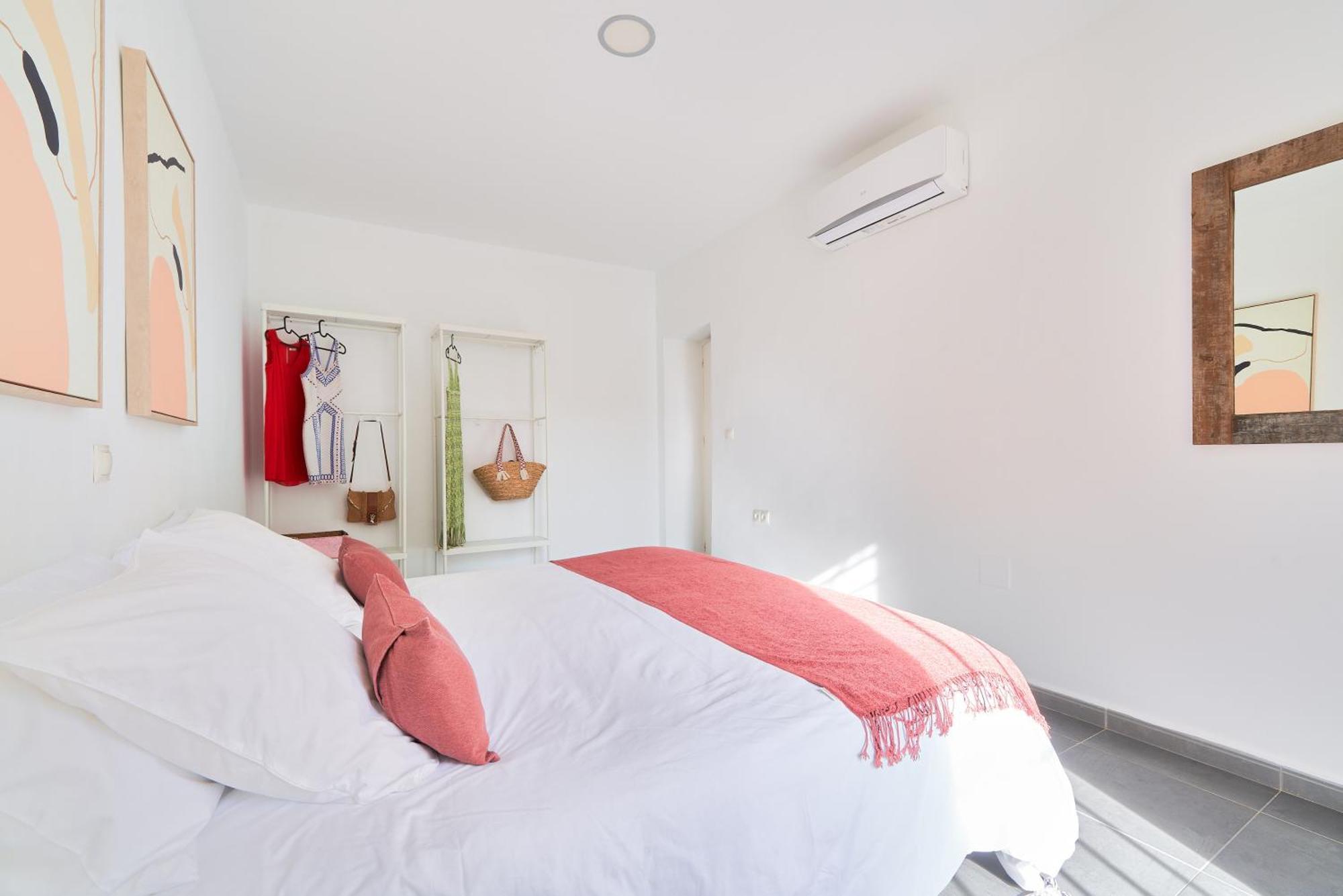 Villa Rosita Suites En Playa De La Malagueta Con Terraza Málaga Extérieur photo